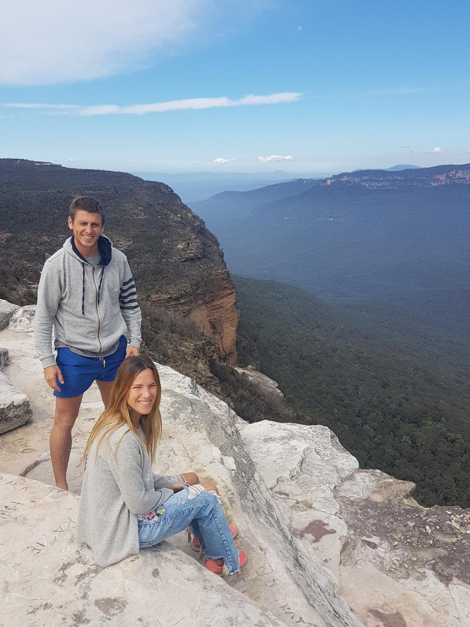 HIKE THE BLUE MOUNTAINS