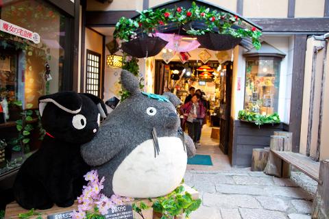 1 Day Kyoto Tour : Temples, Geisha, & Traditional Doll Making 1 Day Kyoto Tour : Temples, Geisha, & Traditional Doll Making