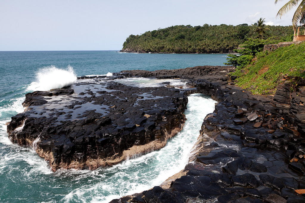 São Tomé South Day Tour - Boca do Inferno - Roça São João dos Angolares - Pico Cão-Grande