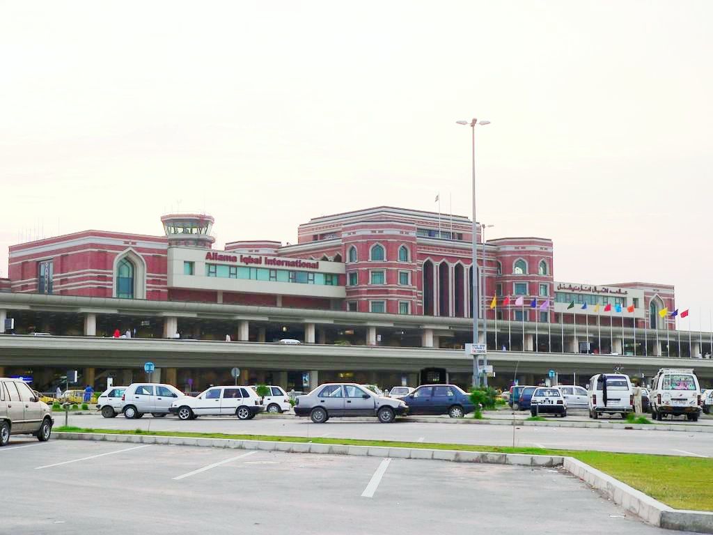 Lahore Safe and Secure Airport Transfer