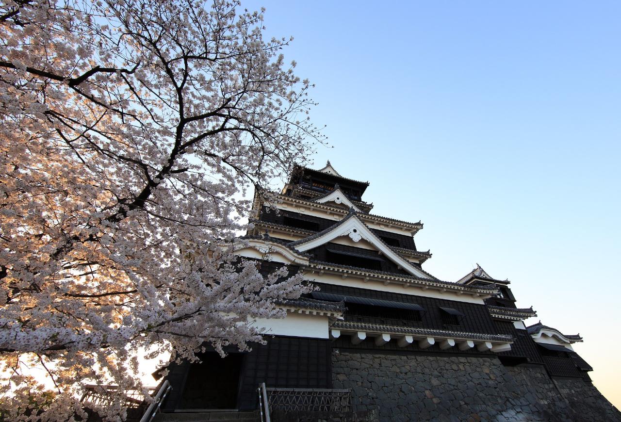 8-Day Best of Kyushu Heritage Discovery Tour