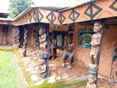 Yaounde - Dschang: Waterfalls, Mount Bapit, Batoufam Chief's Palace - 4 Days