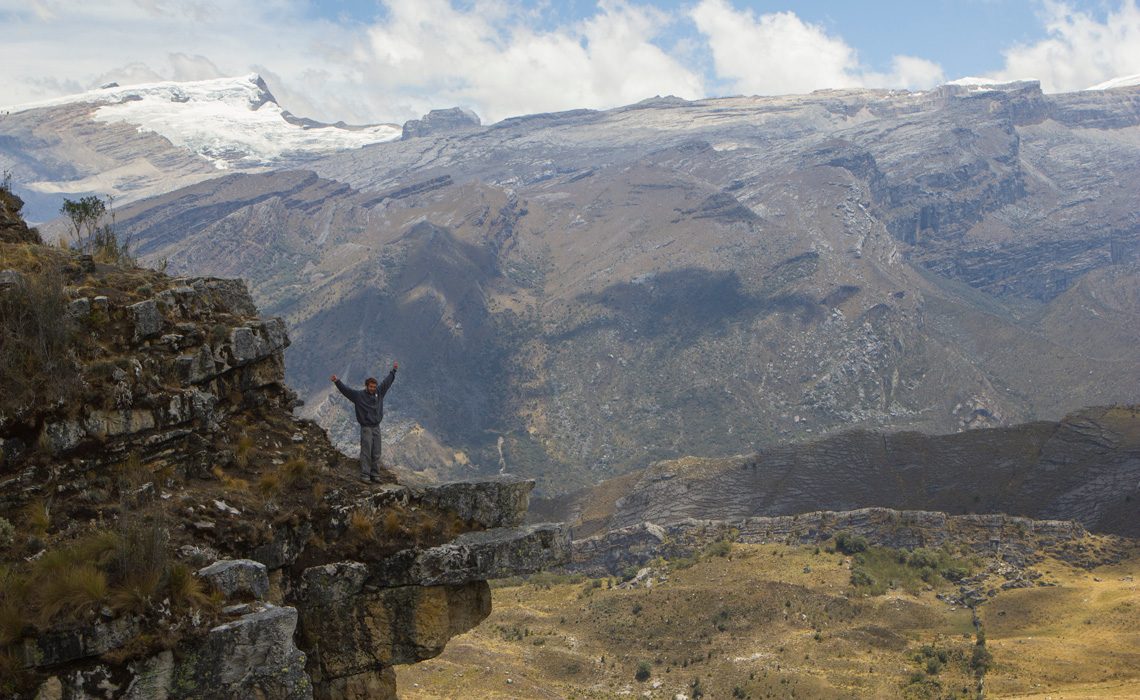 Chicamocha Canyan, Barichara, Cocuy National Park - Rafting, Hiking, and Paragliding