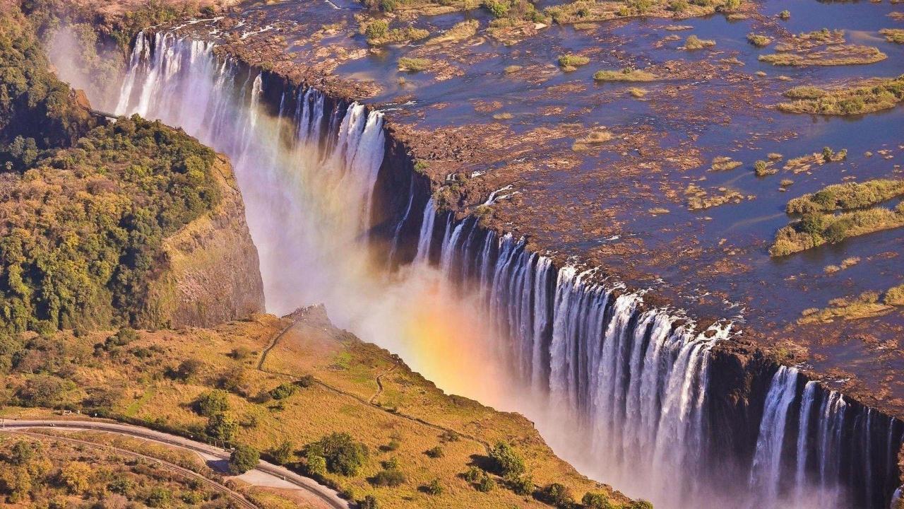 DAY TOUR IN VICTORIA FALLS, ZAMBIA 