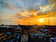 Lagos Day to Night: Museums, Floating Village and Local Bar Tour 