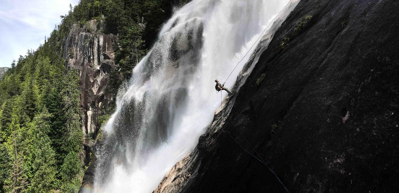 Shannon Falls Rappelling Adventure