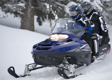 Grand Touring Snowmobile: 2 Hour Rental