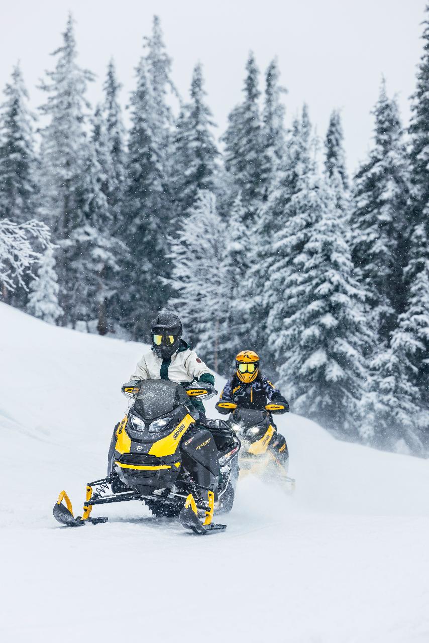 2hr Guided Snowmobile Trip - Closed for the Season- Online Reservations Start Oct 31st, 2024
