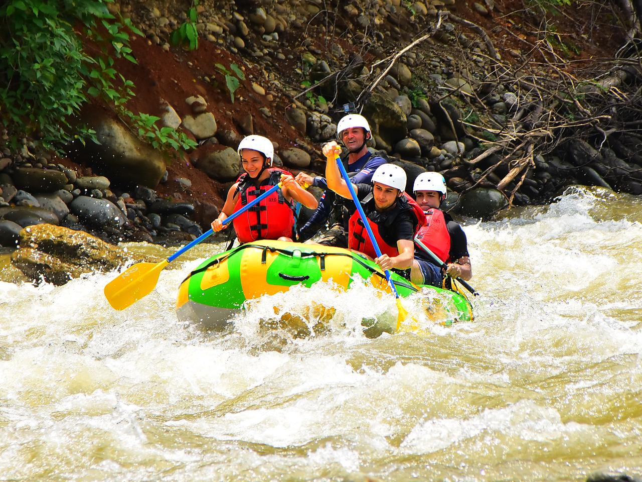 VISTA LOS SUENOS ADVENTURE RAFTING - SAVEGRE RIVER