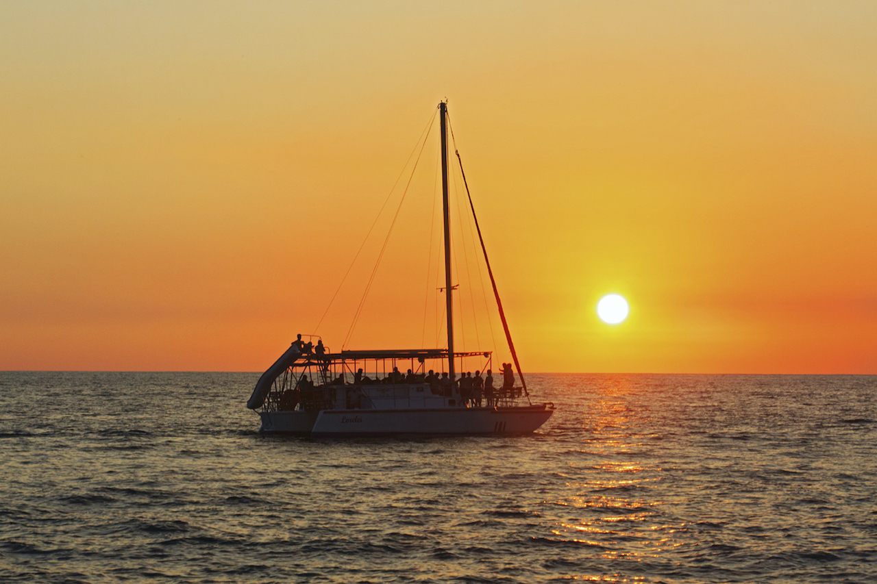 sunset cruise quepos