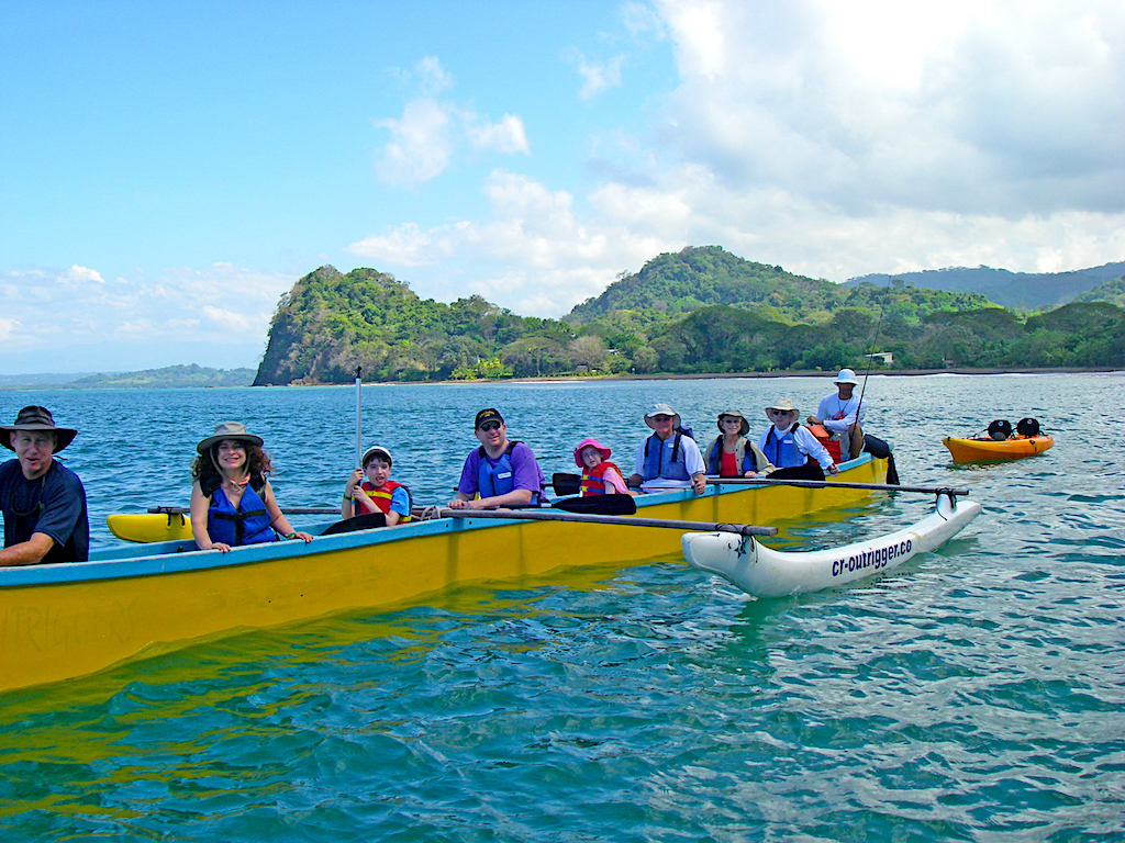 OUTRIGGER CANOE AND SNORKELING NEAR JACO BEACH AND LOS SUENOS 