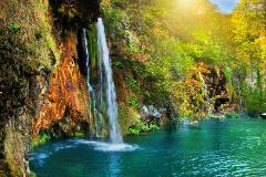 Great Waterfalls of Plitvice Lakes Day Trip from Zagreb