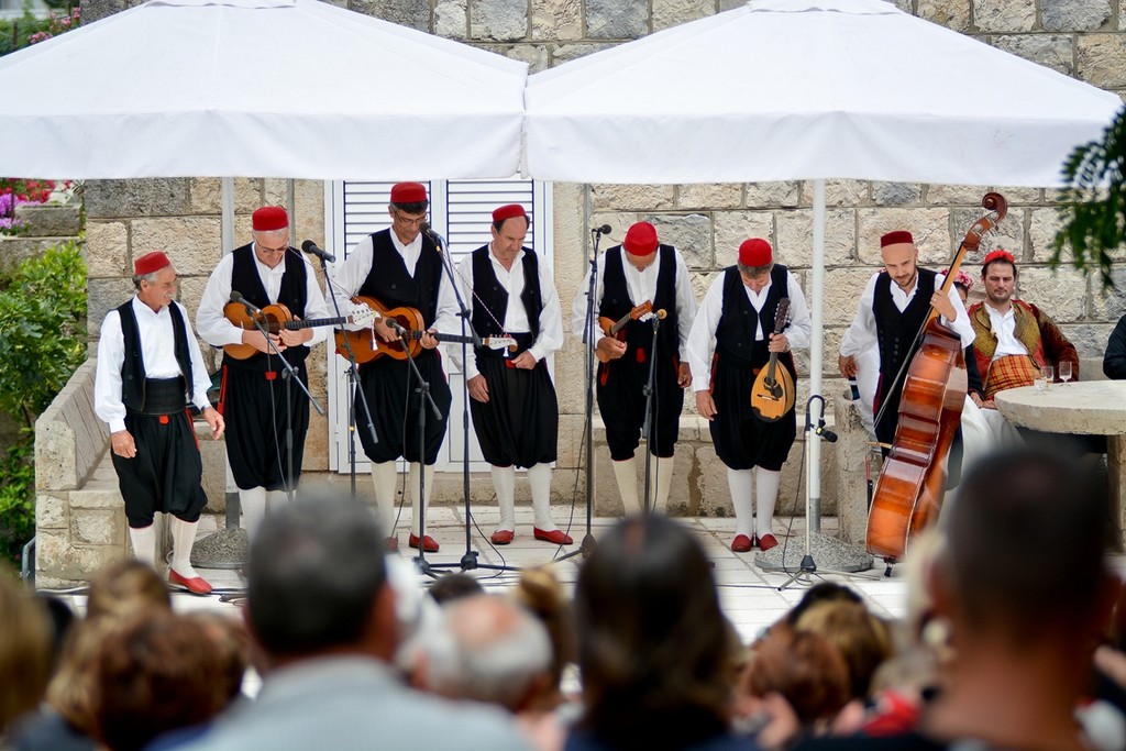 Private Tour: Traditional Konavle Folklor