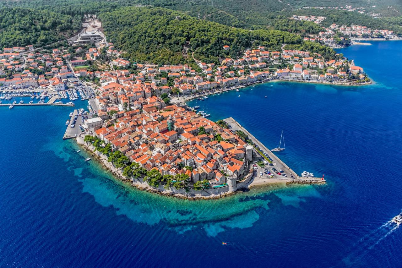 Ston and Korčula Day Trip from Dubrovnik