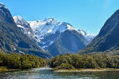 Te Anau to Queenstown via Milford Sound with Cruise (Small Group, Carbon Neutral)
