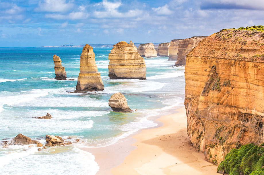 12 Apostles and Otway Fly Treetop Adventures Tour from Melbourne
