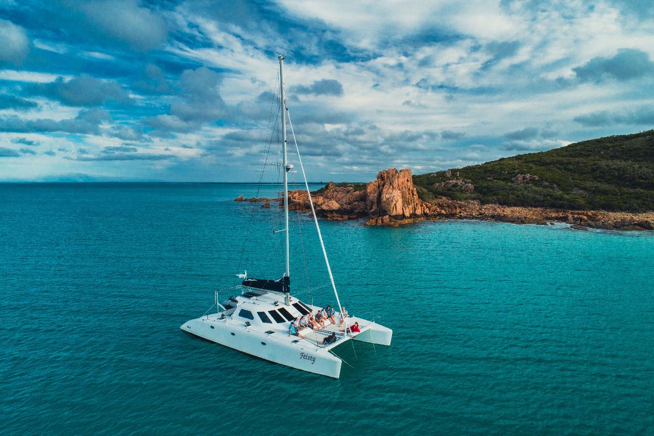 Catamaran 3 hour sailing experience