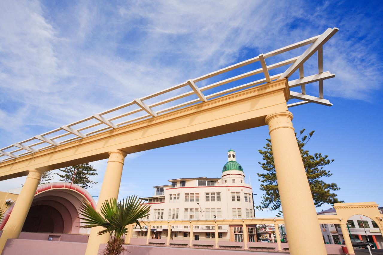 Shore Excursion - Napier City Highlights & Winery Private Tour (4 Hours)