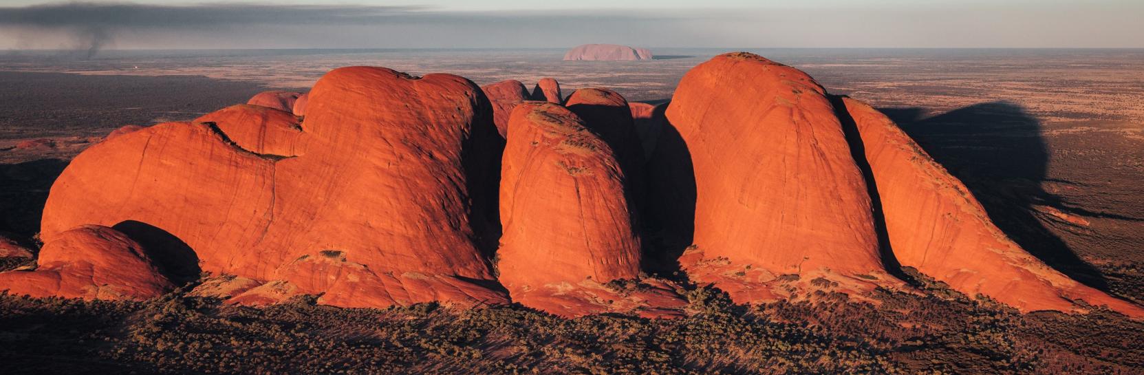Lake Eyre and Uluru Air Adventure