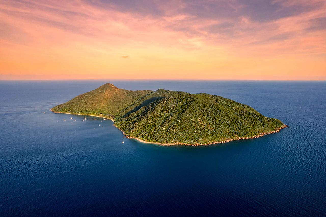 Fitzroy Island Full Day Tour from Cairns | Return Ferry (11am-8:30pm)