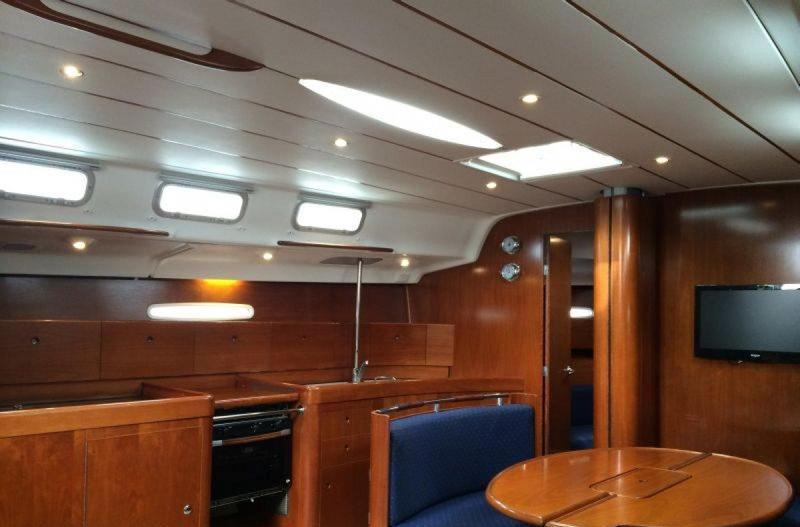 Skippered Beneteau 47.7 with crew for up to 20 passengers