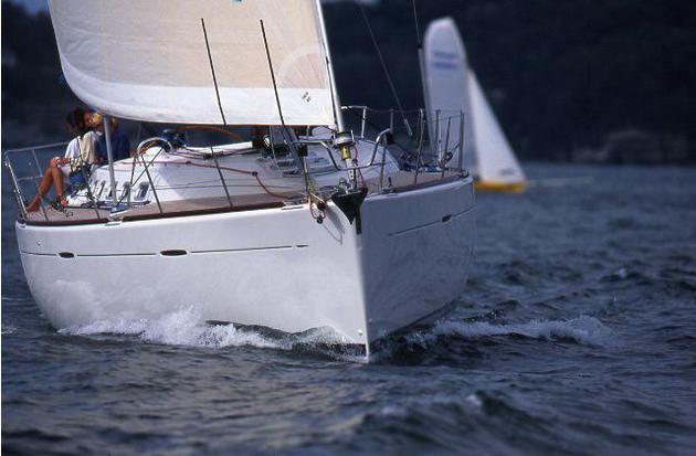 Skippered Beneteau 47.7 with crew for up to 20 passengers
