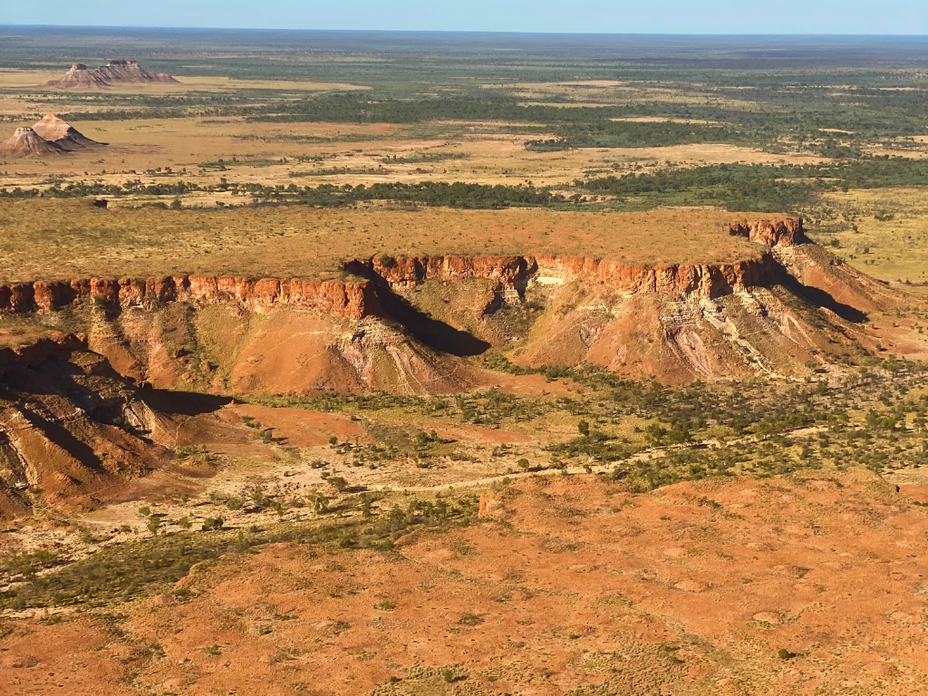 BME-ER | Edgar Ranges Explorer ex Broome