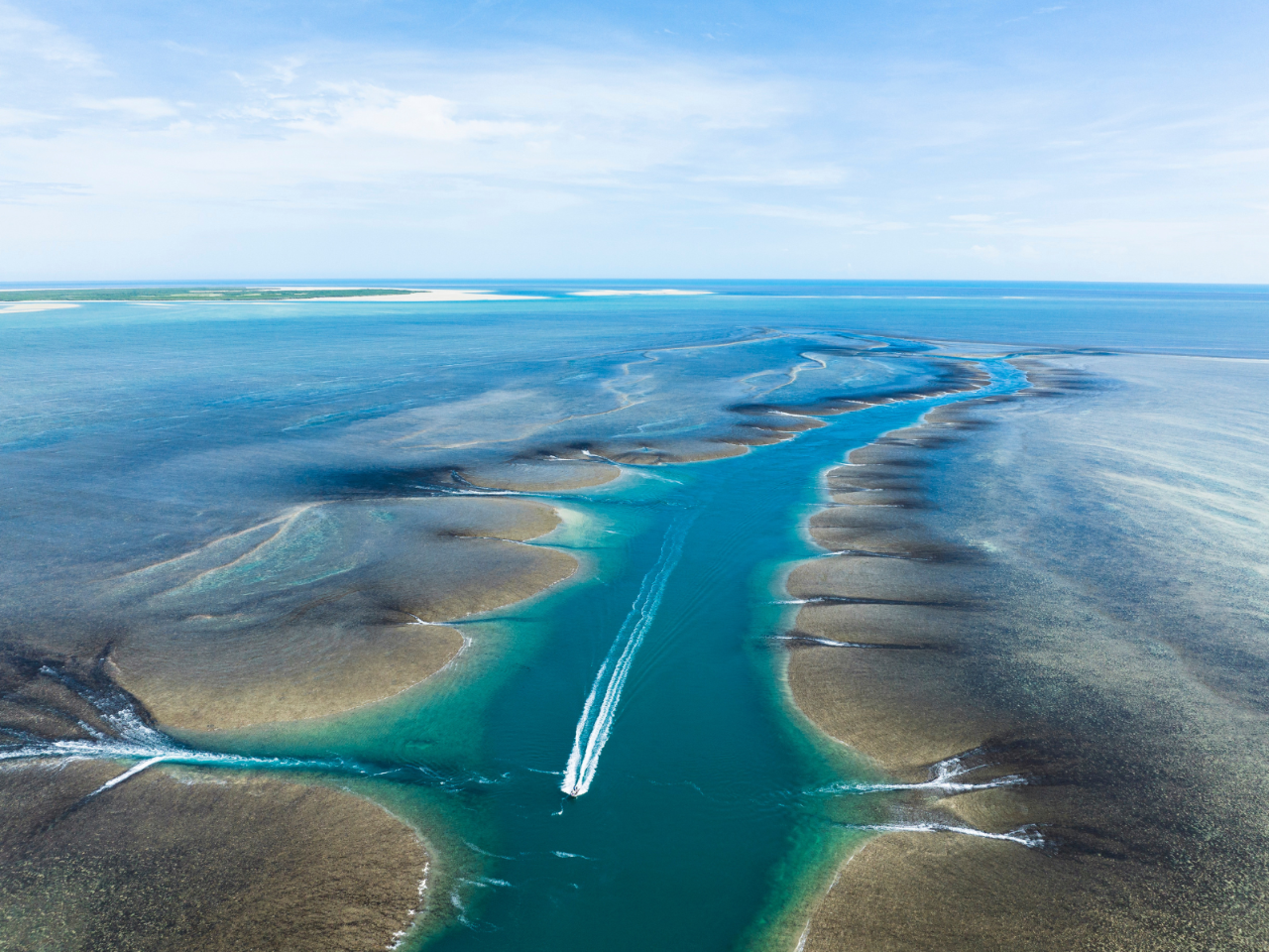 DBY-MRH | Montgomery Reef & Horizontal Falls Highlights ex Derby 