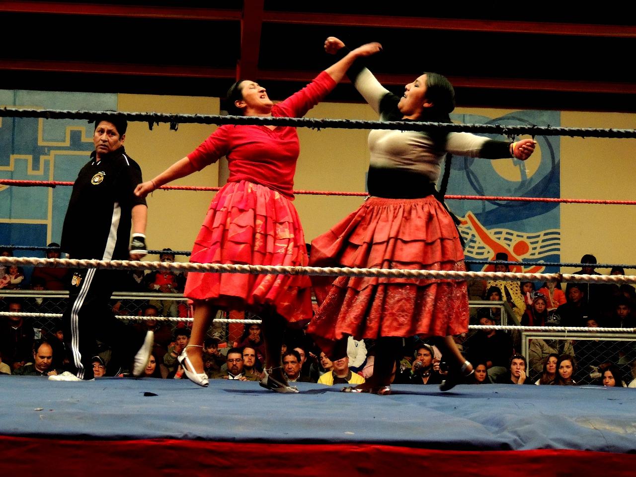 cholita wrestling