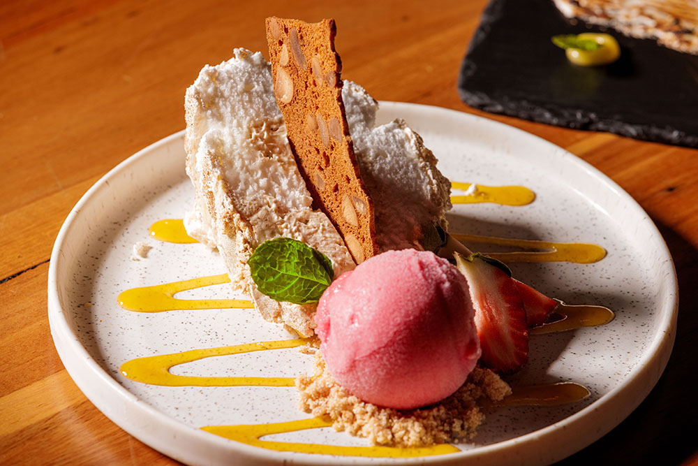 Crocodile Dreaming Tour, Cairns