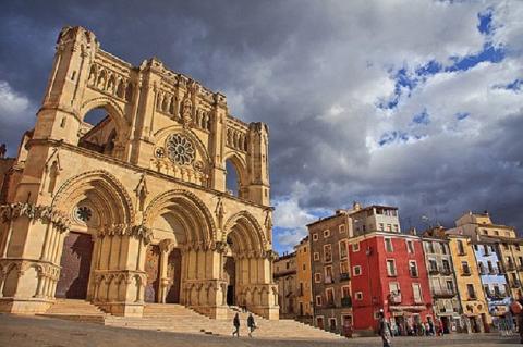 e306688c035342a6a37d7427cb2a8655cuenca_catedral