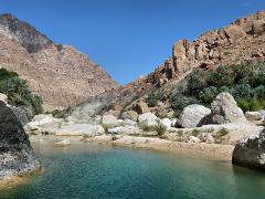 Muscat: Wadi Shab & Wadi Tiwi Oasis Tour with River Swimming