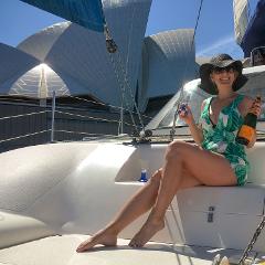 SOUTHBOUND ESCAPES - Elite Luxury Series - Full Day Private Tour - Sydney Barangaroo & Harbour Sailing
