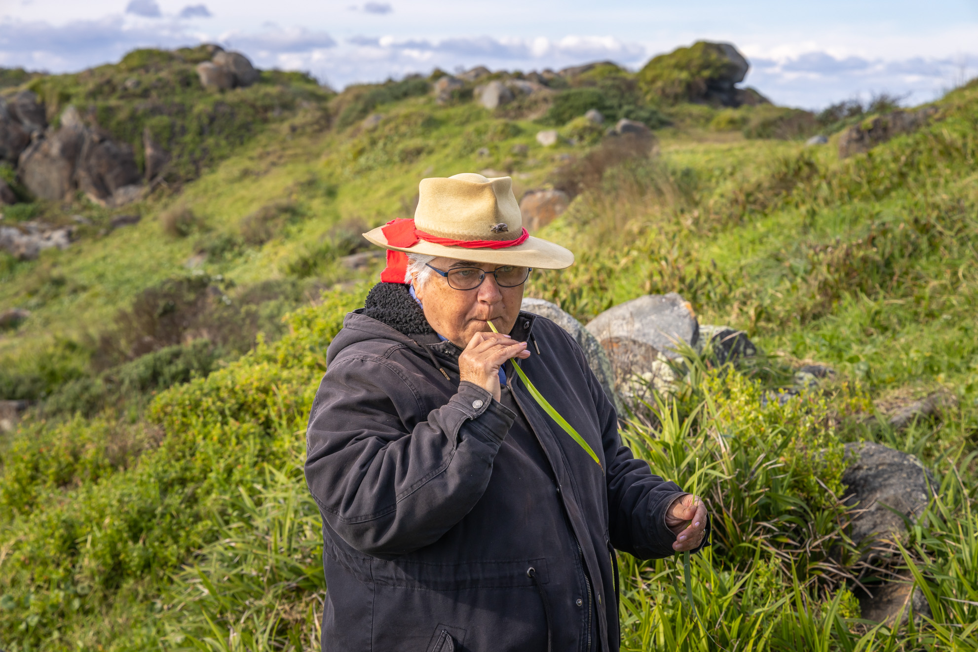 WELCOME TO COUNTRY - BUSH TUCKER & BUSH MEDICINE CULTURAL WALK WITH YUIN KNOWLEDGE HOLDER