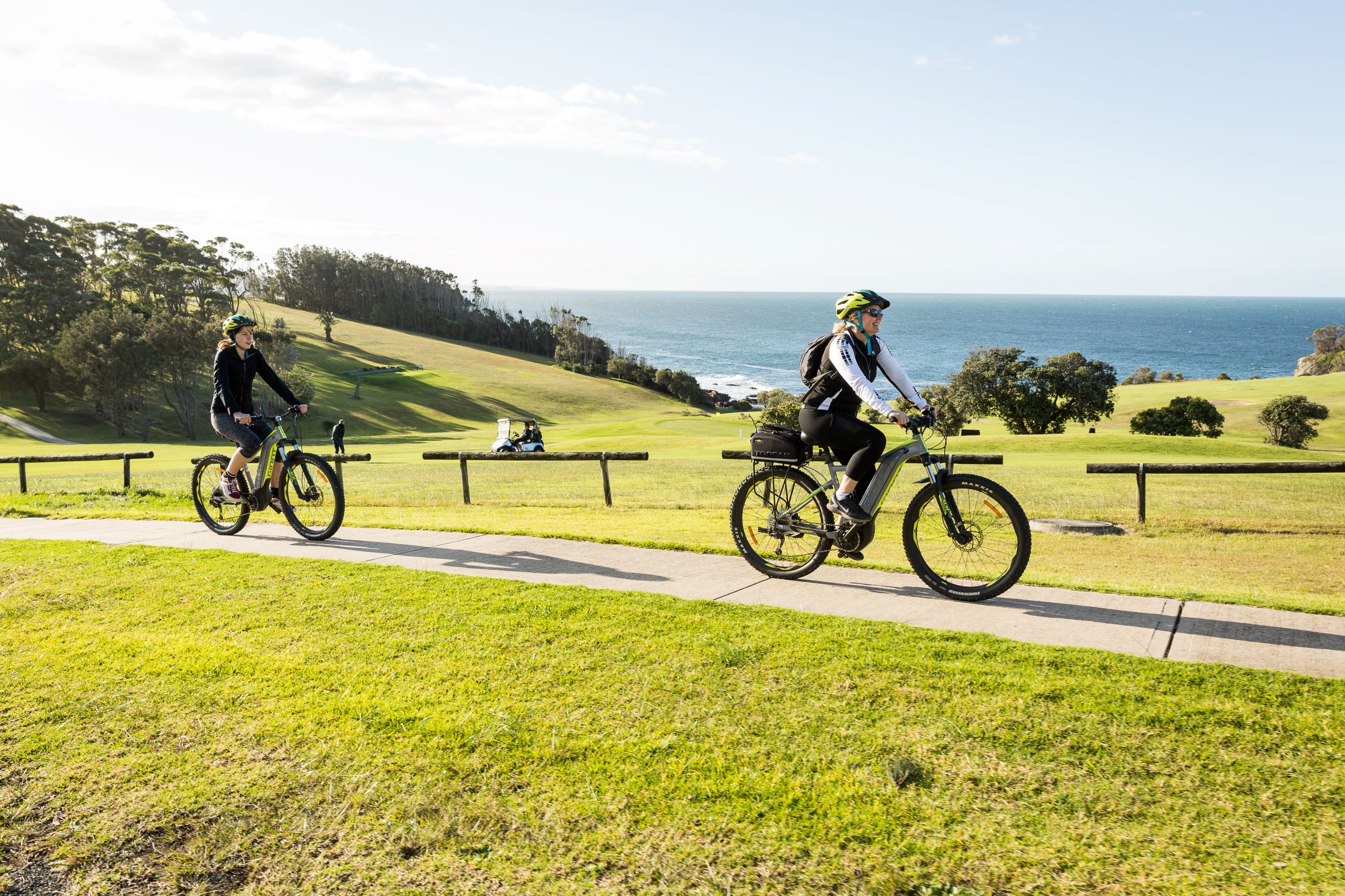 SELF GUIDED E-BIKE TOUR - PEDAL TO PRODUCE SERIES - NAROOMA TO TILBA VALLEY WINERY & ALE HOUSE VIA OLD HIGHWAY-  2 Hour E-Bike Hire with return transfers