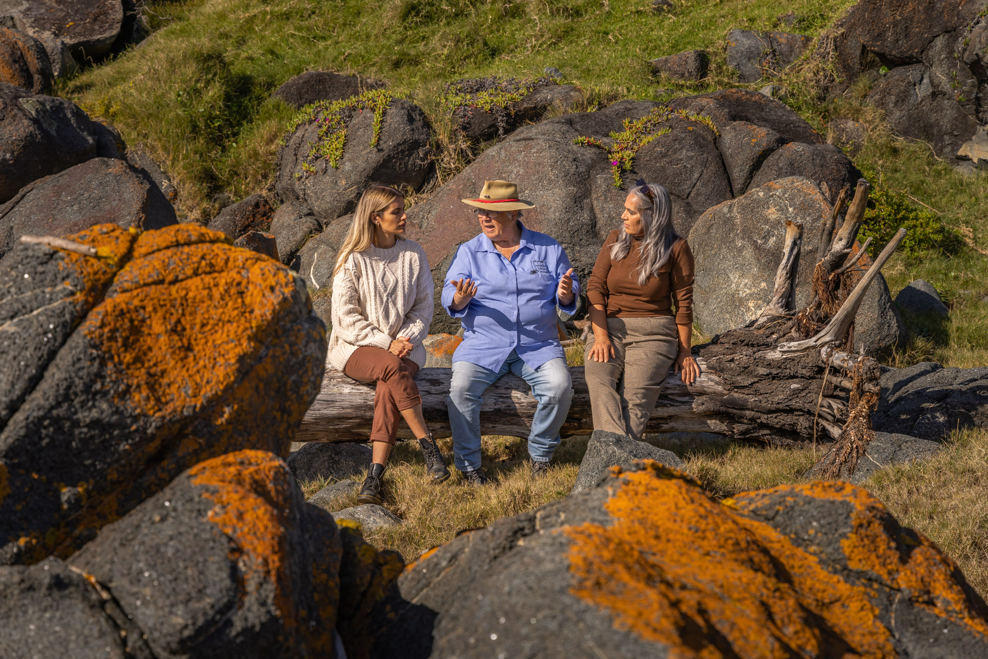 WELCOME TO COUNTRY - BUSH TUCKER & BUSH MEDICINE CULTURAL WALK WITH YUIN KNOWLEDGE HOLDER
