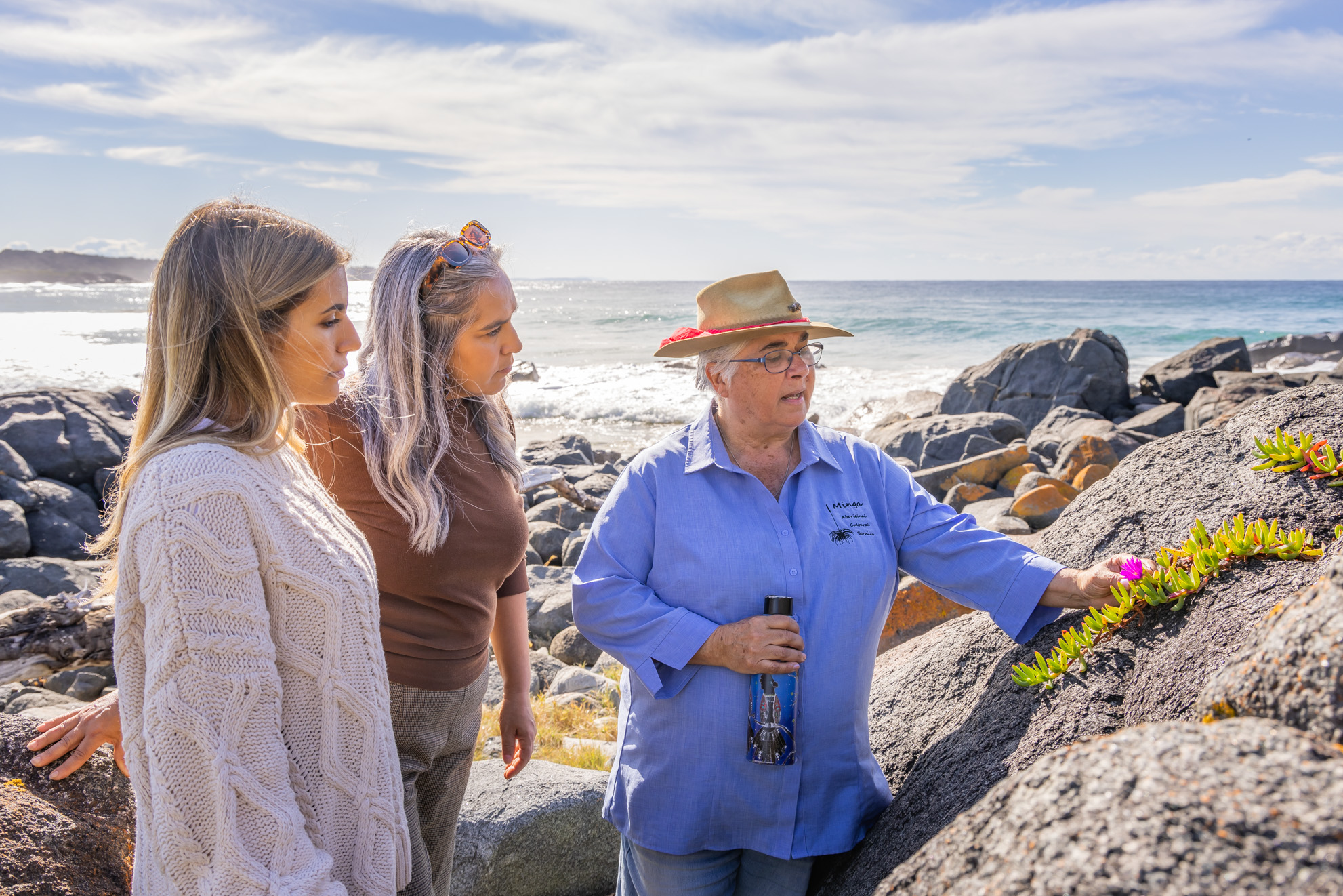 WELCOME TO COUNTRY - BUSH TUCKER & BUSH MEDICINE CULTURAL WALK WITH YUIN KNOWLEDGE HOLDER
