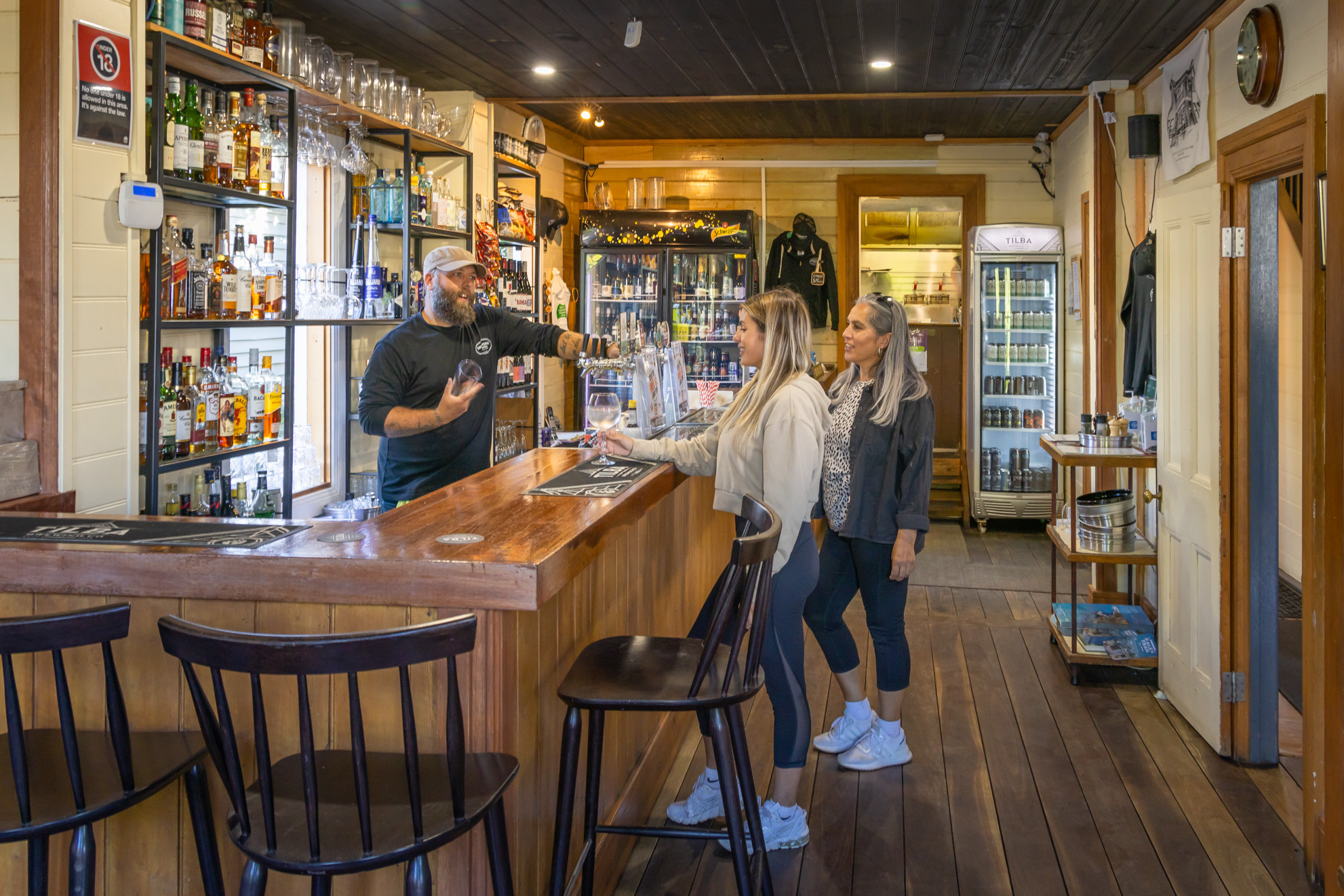 SELF GUIDED E-BIKE TOUR - PEDAL TO PRODUCE SERIES - NAROOMA TO DROMEDARY HOTEL or SWEETWATER RESTAURANT, TILBA - E-Bike Hire with return transfers