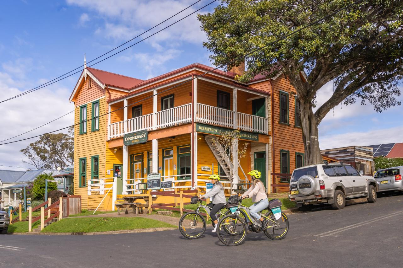 SELF GUIDED E-BIKE TOUR - PEDAL TO PRODUCE SERIES - NAROOMA TO DROMEDARY HOTEL or SWEETWATER RESTAURANT, TILBA - E-Bike Hire with return transfers 