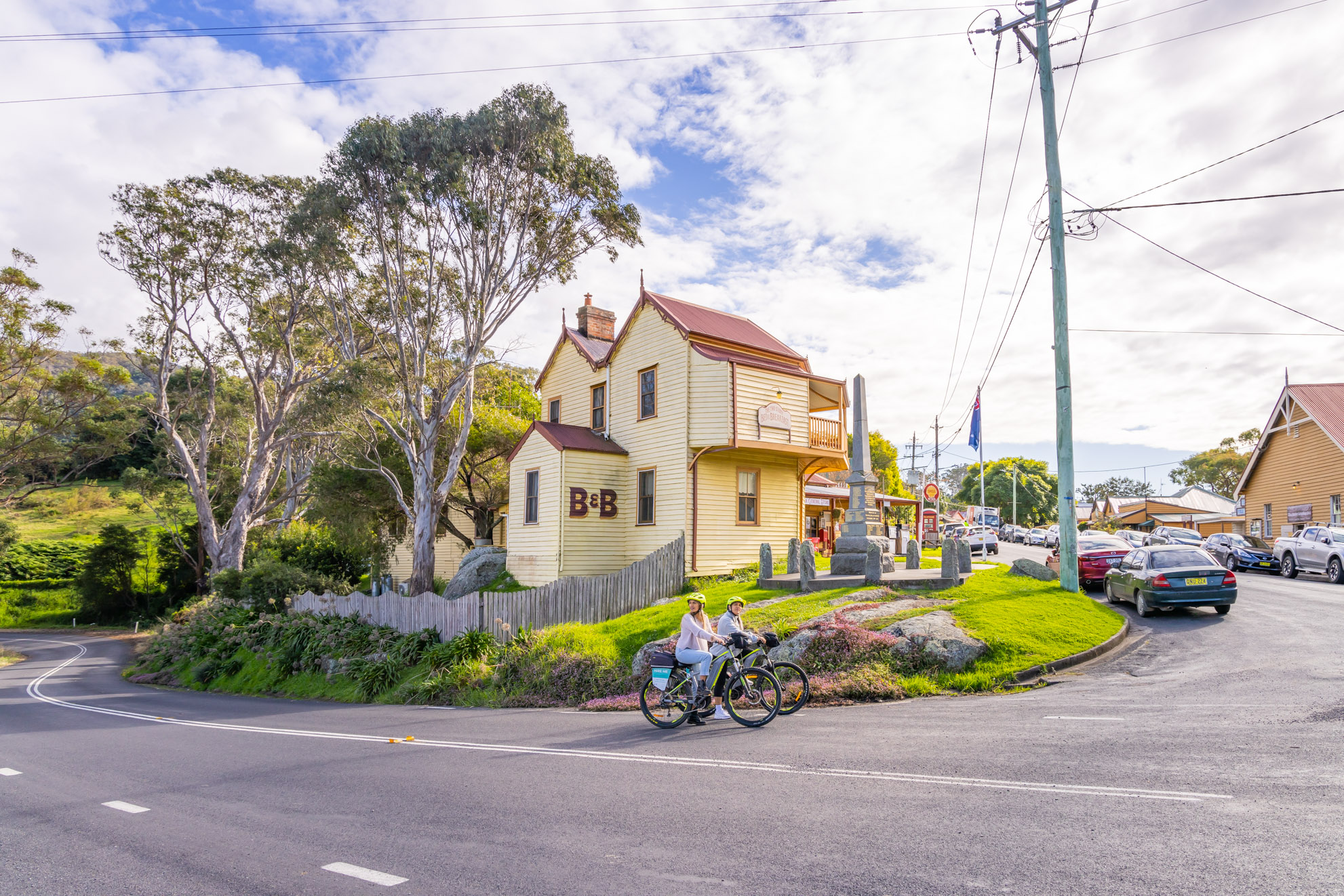 SELF GUIDED E-BIKE TOUR - PEDAL TO PRODUCE SERIES - NAROOMA TO DROMEDARY HOTE or SWEETWATER RESTAURANT, TILBA - E-Bike Hire with return transfers