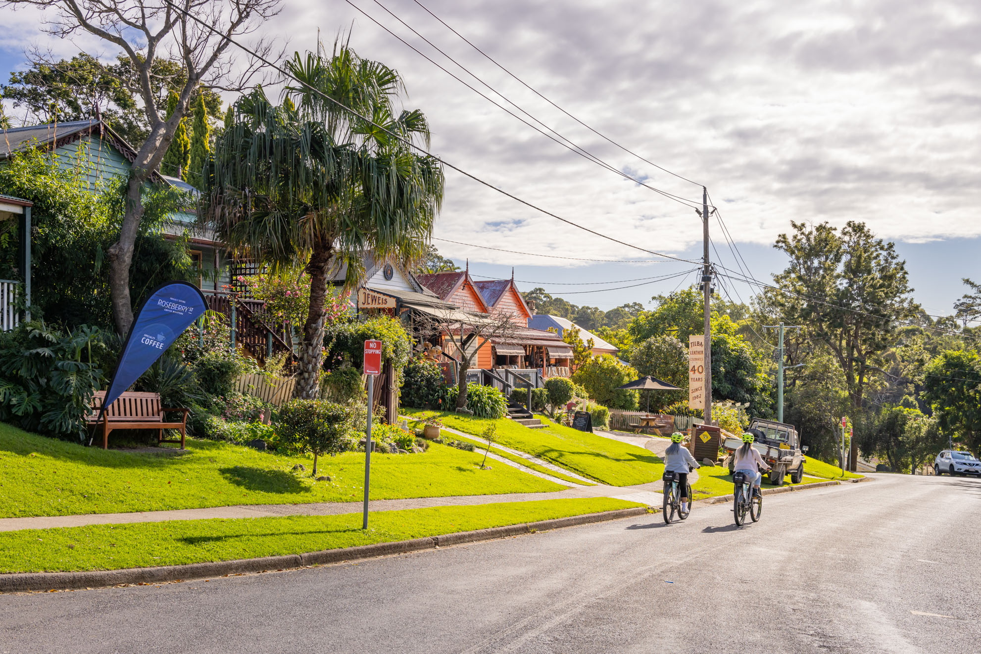 SELF GUIDED E-BIKE TOUR - PEDAL TO PRODUCE SERIES - NAROOMA TO DROMEDARY HOTE or SWEETWATER RESTAURANT, TILBA - E-Bike Hire with return transfers