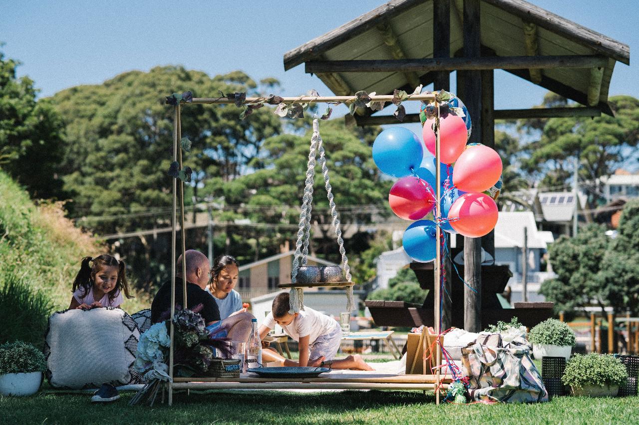 KIDS PARTIES POP UP PICNIC - Perfect for special occasions.