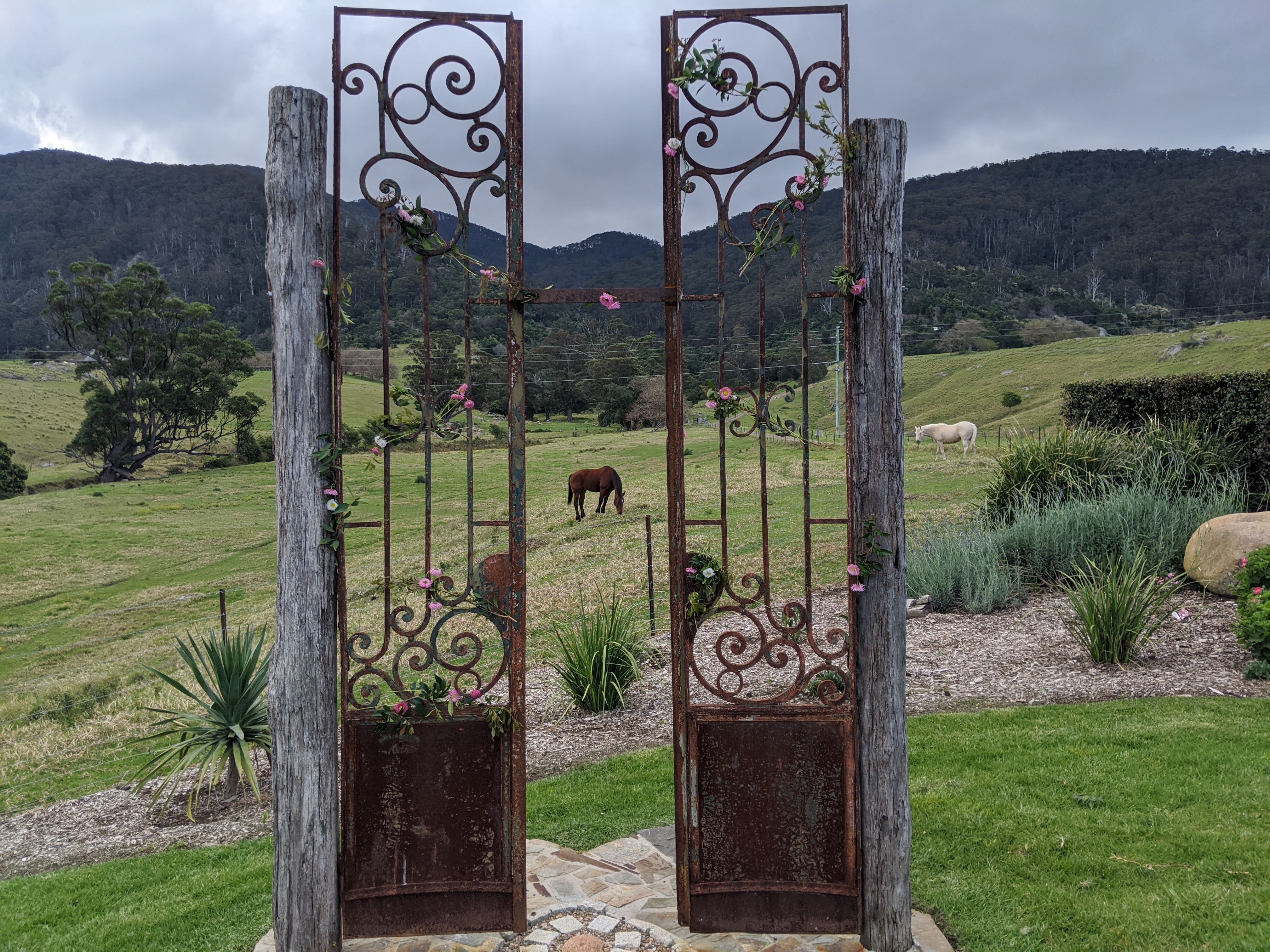 SOUTHBOUND ESCAPES - Private Tour - WEDDING TRAIL - VIP tour of the areas unique wedding venues and meet key wedding suppliers