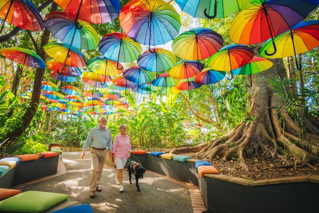 Sunshine Coast Hinterland Tour - Ginger Factory, Nutworks Chocolates Factory & Montville 