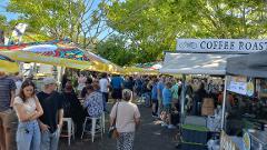 V3-V.I.P. Private Tour:  Saturdays and Wednesday's-Noosa Heads, Eumundi Markets, Sunshine Coast - in a luxury vehicle up to 4 people - 9 hours