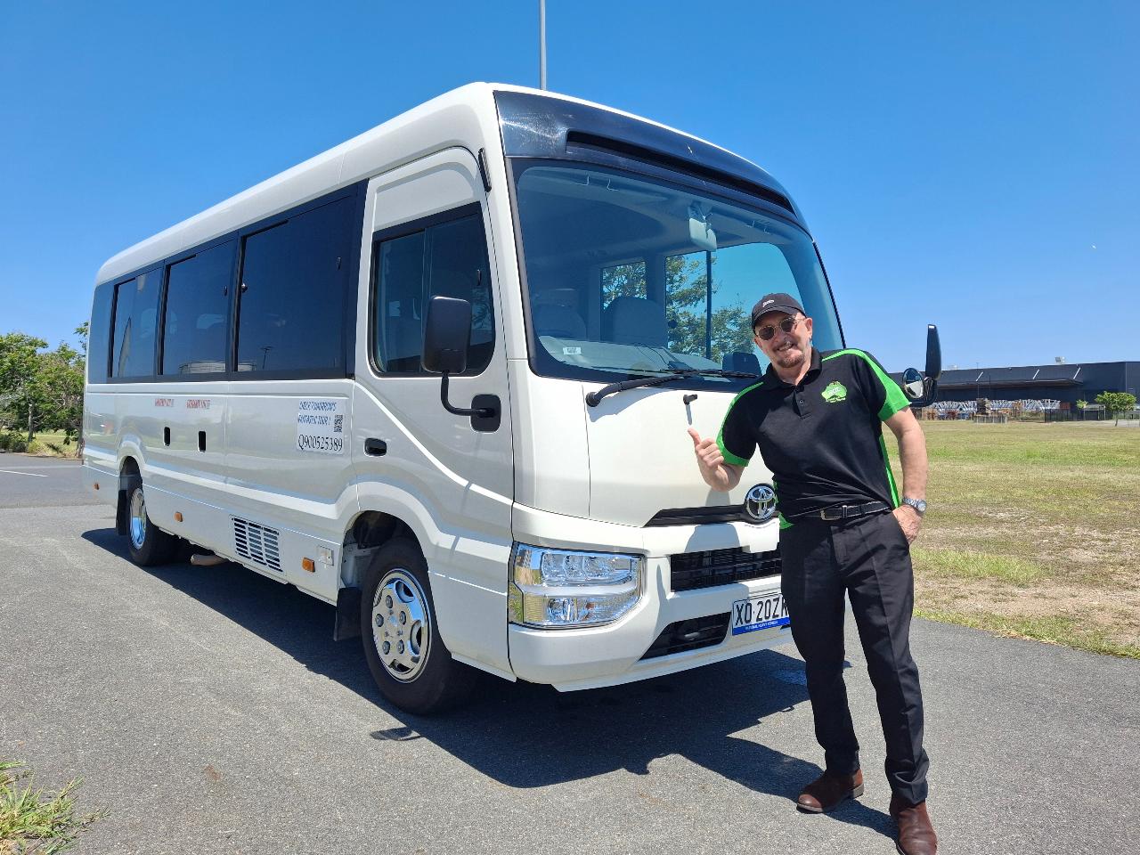  Private Charter in a  Luxury car / Minibus / . Any group, anywhere from Brisbane!