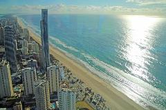 v8-V.I.P Private tour: Surfers Paradise twilight tour Tuesdays and Thursdays- 8 hrs from $980 - up to 4 people