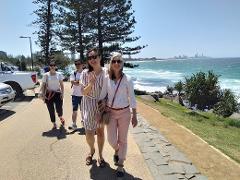Byron Bay and Burleigh Heads Private Tour from Brisbane (9+ Hours)