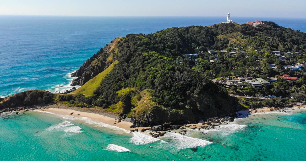 V7-V.I.P. Private Tour: Byron Bay, Burleigh Heads and the GOLD COAST  -  10  hrs from $950, Goes Tuesdays 