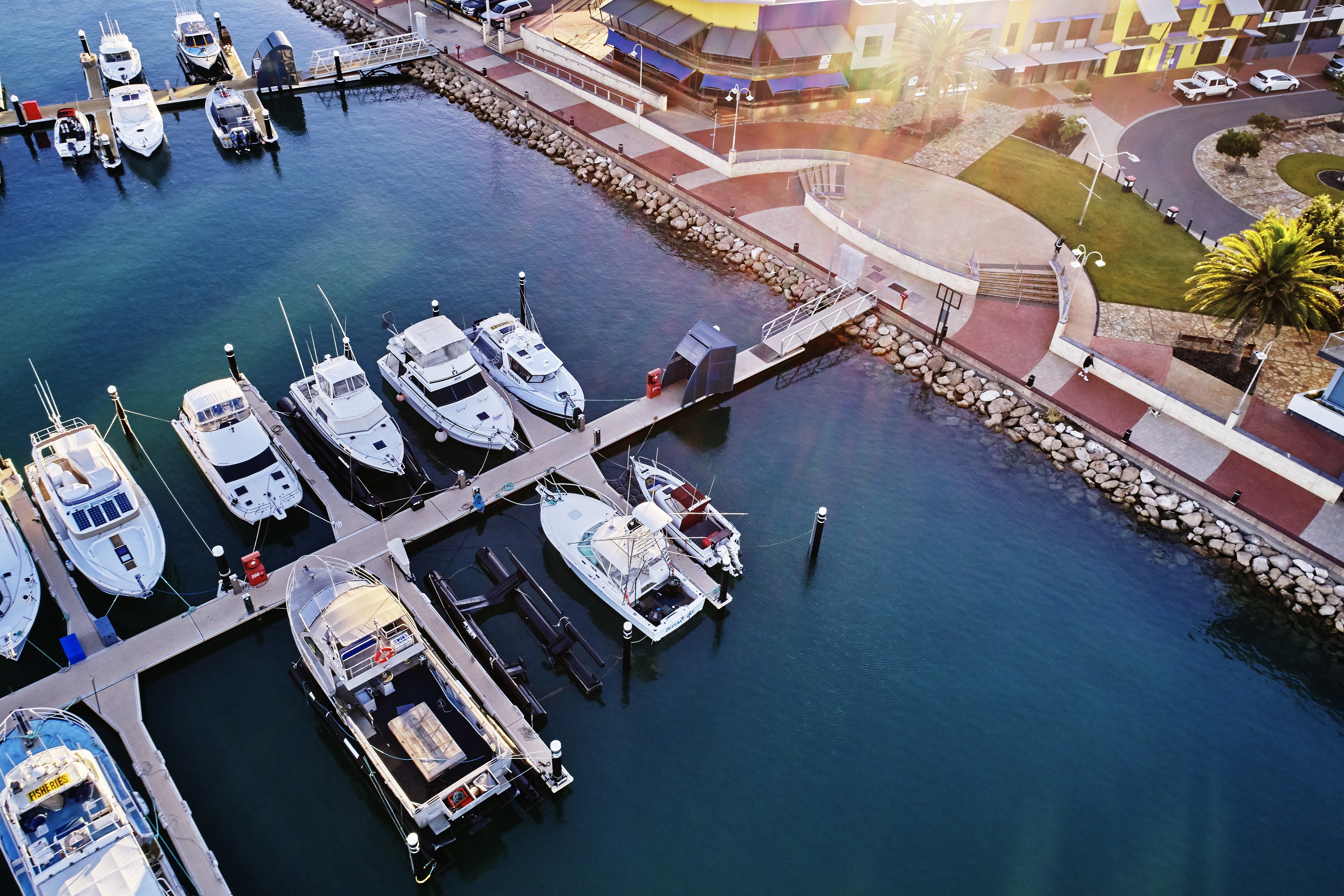 Autopia Tours / Via Travel: 8 Day Perth to Exmouth Ningaloo Reef Comfort Tour (Private Single)